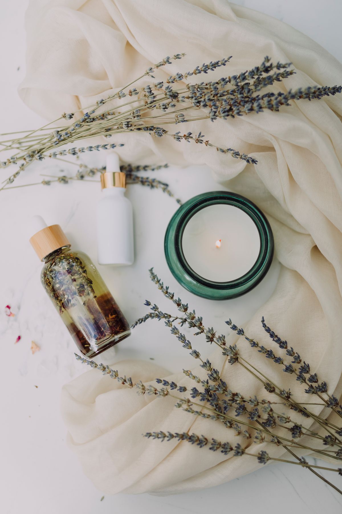Relaxing spa touches at Lyna's Nails