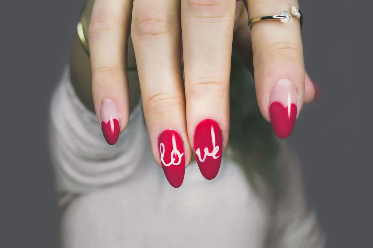 Nail art design at Lyna's Nails, Bartlett TN